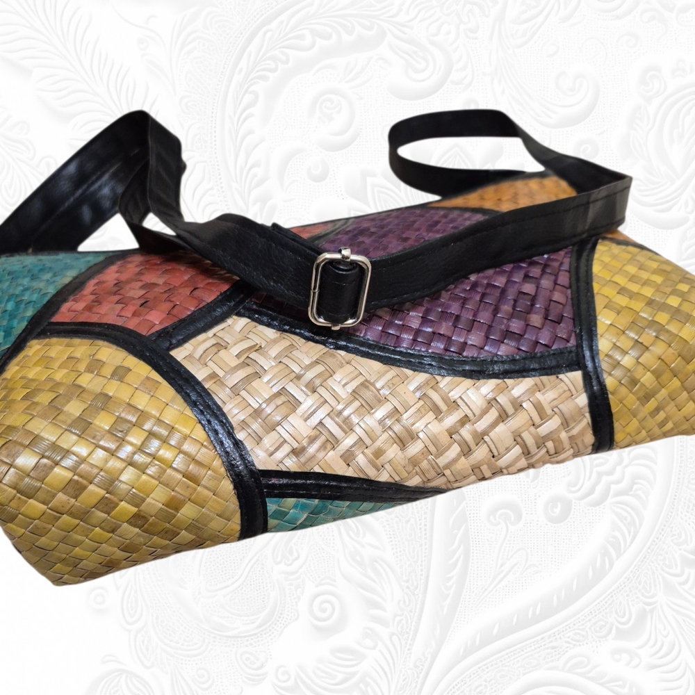 HandWoven  Pandan Leaves Multicolor Patchwork Crossbody Bag with Black Strap - Picture 4 of 6
